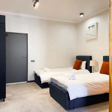 Apart Hotel Beles Ałma Ata Zewnętrze zdjęcie