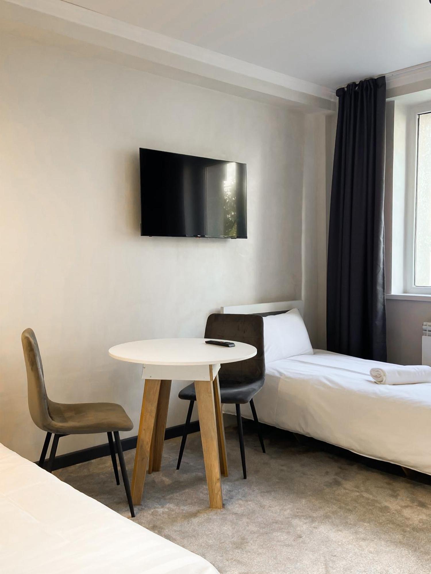 Apart Hotel Beles Ałma Ata Zewnętrze zdjęcie